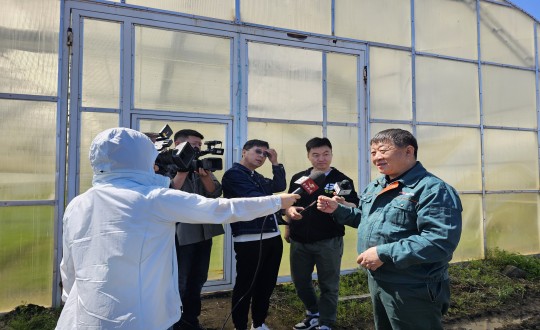 2024年5月24日，，，，，，农业总公司副总司理侯正发接受《守望都会》采访_副本.jpg